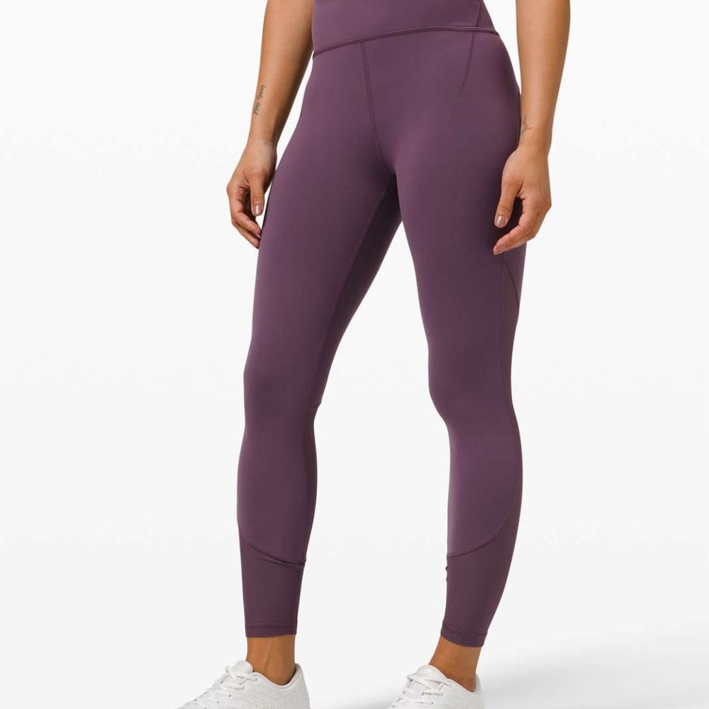 Lululemon grape thistle mesh leggings 23” inseam size 6